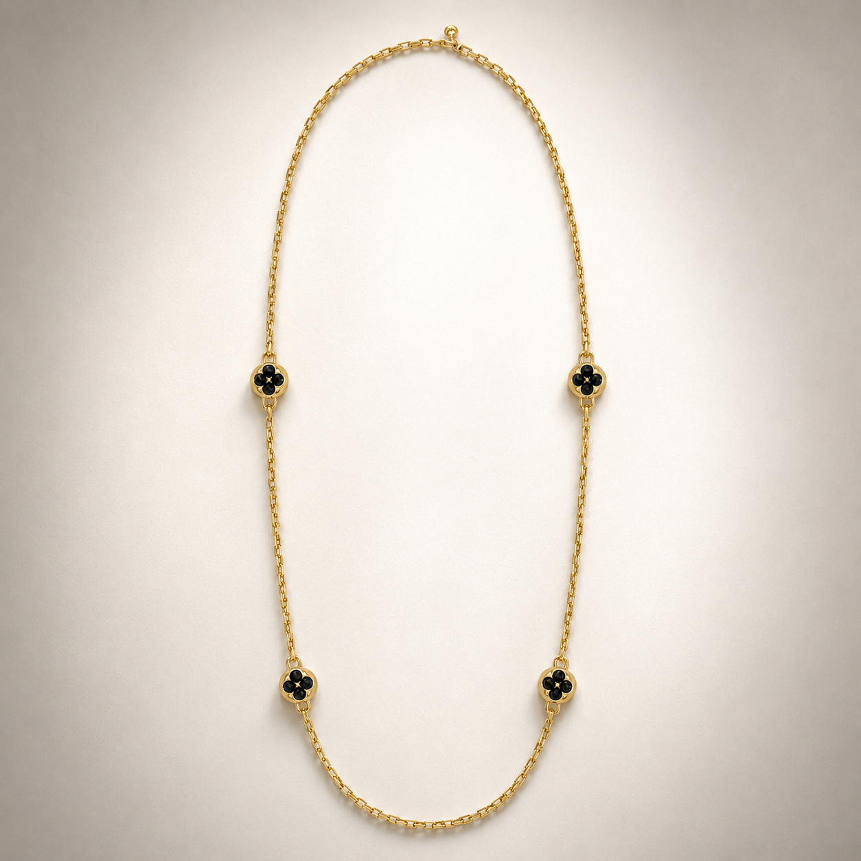 Noir Clover Chain